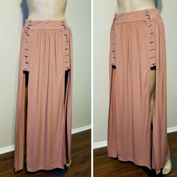 🚫SOLD🆕️Mustard Seed Dual Slit Maxi Skirt Sz Med - Picture 2 of 7